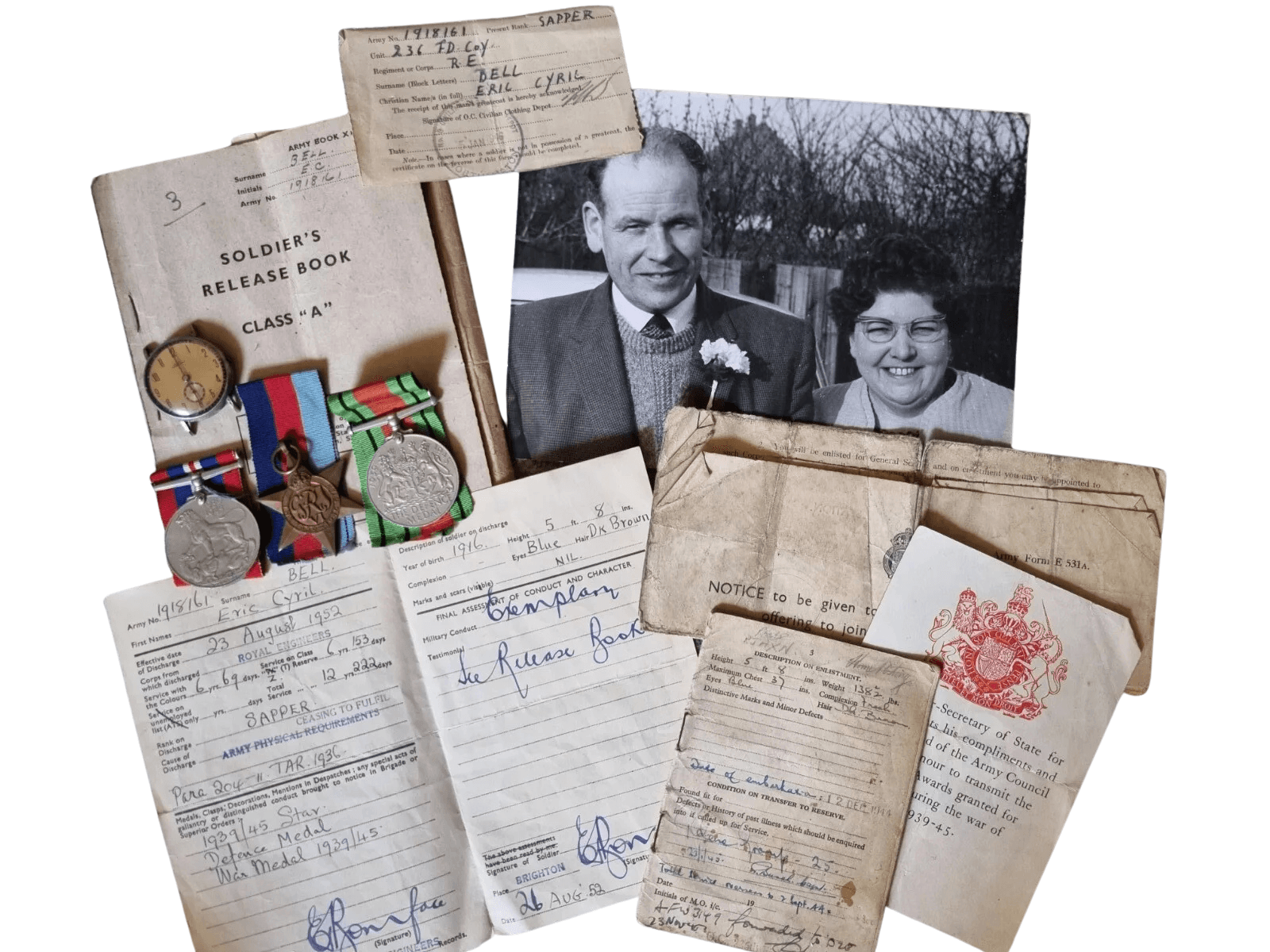 Medals And Papers antiques we buy